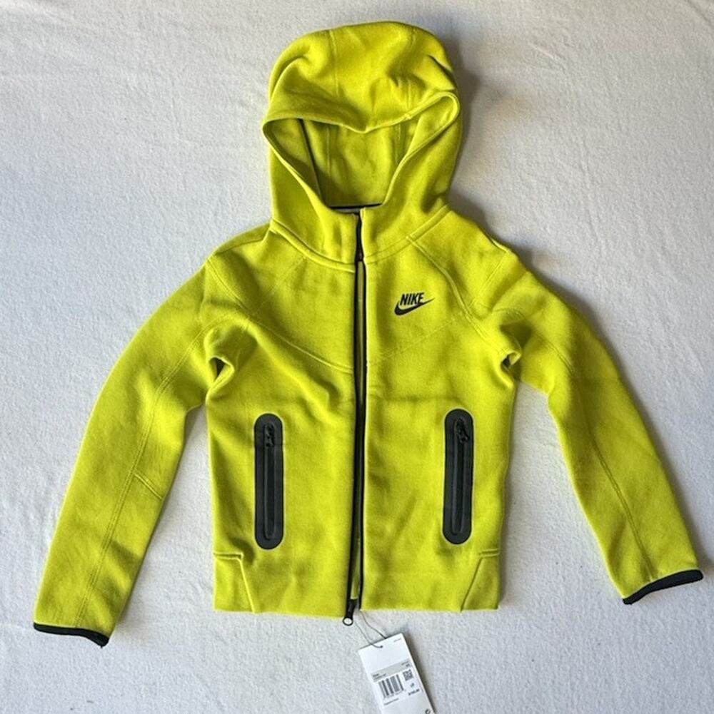 NWT $105 Nike Kid’s Hooded Performance Chartreuse Sweatshirt - Size XS